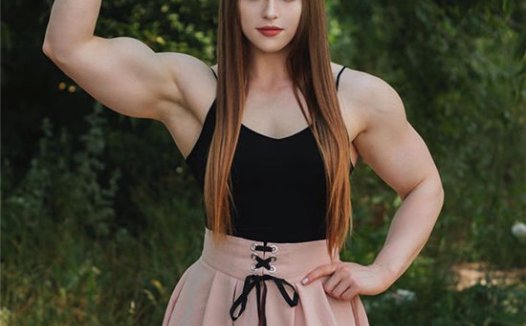 ins俄罗斯网红妹子金刚芭比Julia Vins